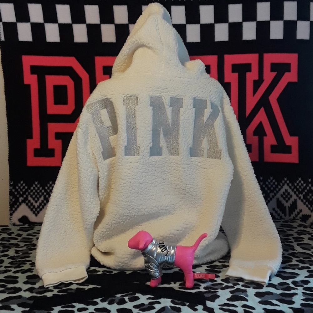 Pink vs White Sherpa